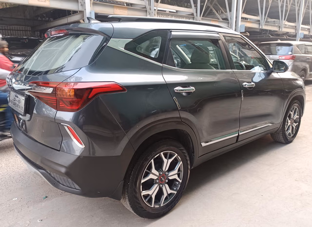 Kia Kia Seltos view 4