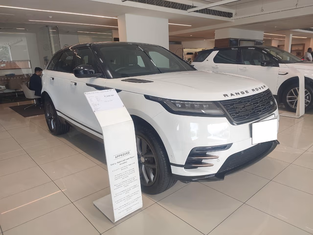 Land Rover Land Rover Range Rover Velar view 2