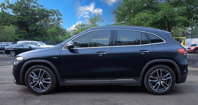 Mercedes-Benz Mercedes-Benz AMG GLA 35 view 5