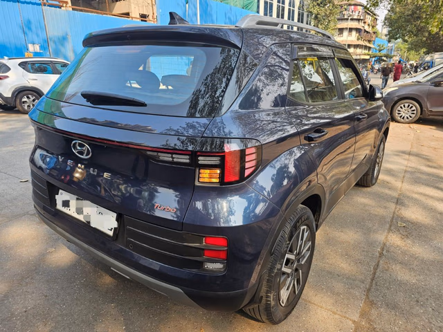 Hyundai Hyundai Venue view 5