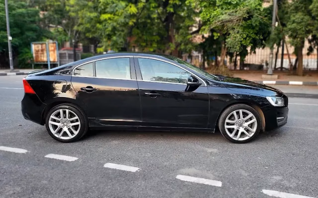 Volvo Volvo S60 view 3