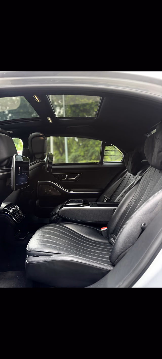 Mercedes-Benz Mercedes-Benz S-Class view 4