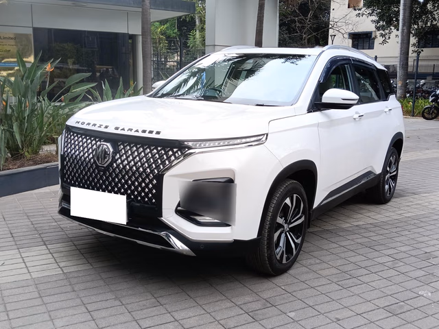 MG MG Hector view 4