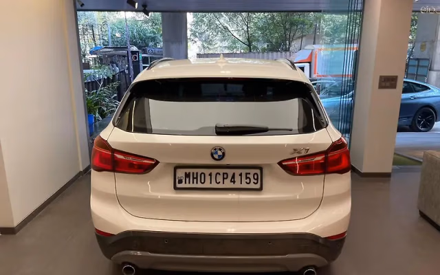 BMW BMW X1 view 5