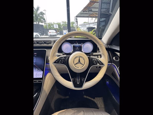 Mercedes-Benz Mercedes-Benz AMG A 45 S view 5