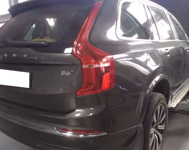 Volvo Volvo XC90 view 3