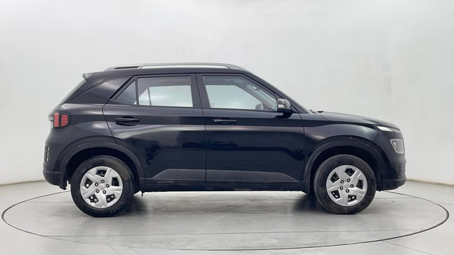 Hyundai Hyundai Venue view 4