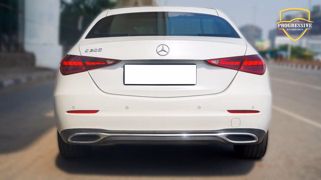 Mercedes-Benz Mercedes-Benz C-Class view 3