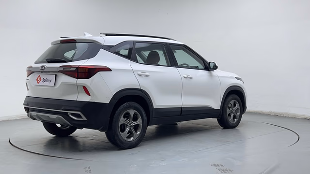 Kia Kia Seltos view 5