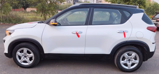 Kia Kia Sonet view 4