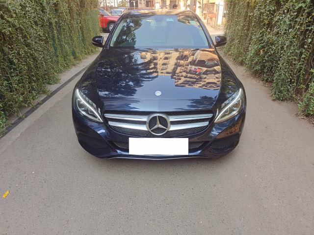 Mercedes-Benz Mercedes-Benz C-Class view 5