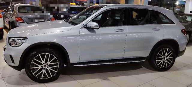 Mercedes-Benz Mercedes-Benz GLC view 3
