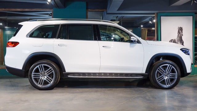 Mercedes-Benz Mercedes-Benz GLS view 5