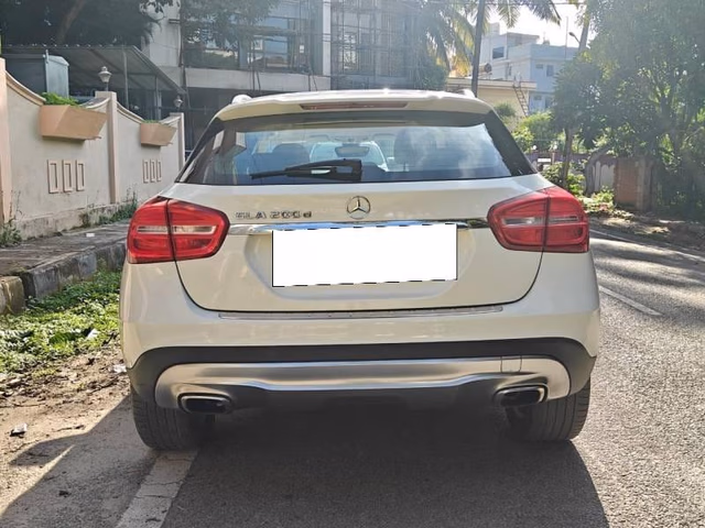 Mercedes-Benz Mercedes-Benz GLA Class view 4